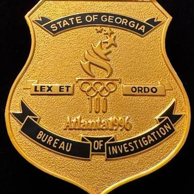 Prototype black background. Was never used or issued for GBI