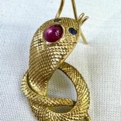 Single 14k Gold Serpent Figurine Earring 

Measures about 1.3 inches 