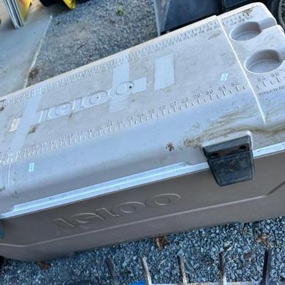Igloo cooler