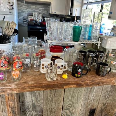 Glasses & mugs