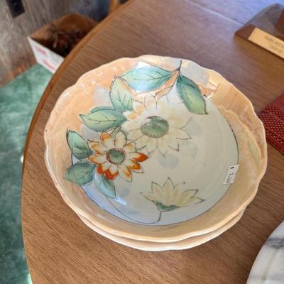 Bowls made in Japan