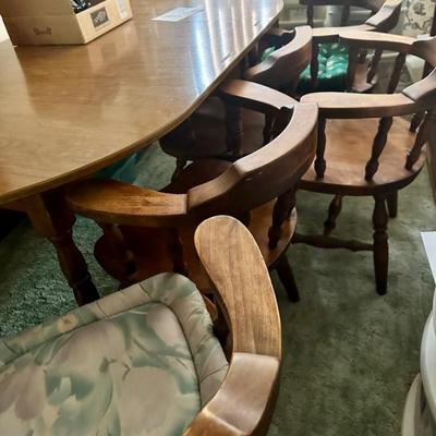 Dining table & chairs