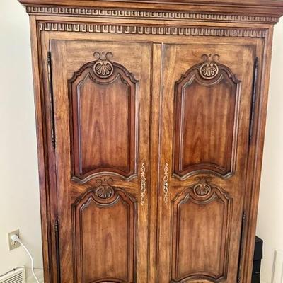 Armoire
