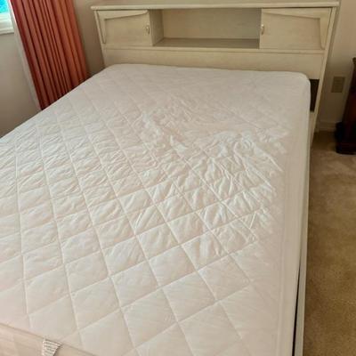 Kent-Coffey The Barnsley full size headboard