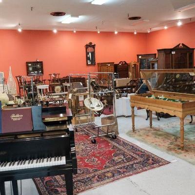 Estate sale photo