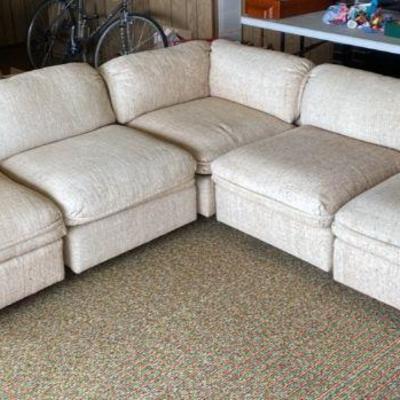 Drexel Five-Piece Sectional * Easily Adapts To Your Room Size
