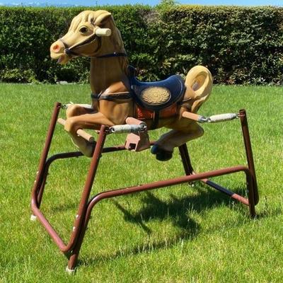 Pretty Amazing Vintage Child’s Rocking Horse! * Made In The USA * Sound Box Not Working
