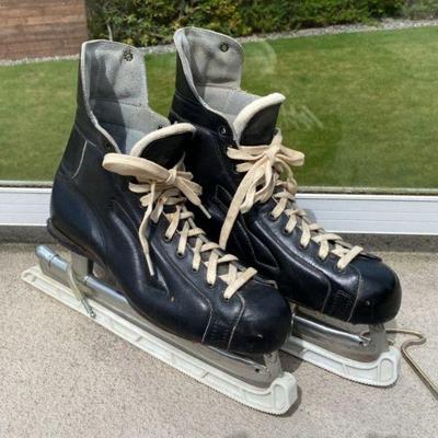 Hyde Red Line Hockey Skates * NHL * Professional * Olympics * Canada 