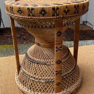 End Table * Lamp Table * Decor * Wicker * Rattan
