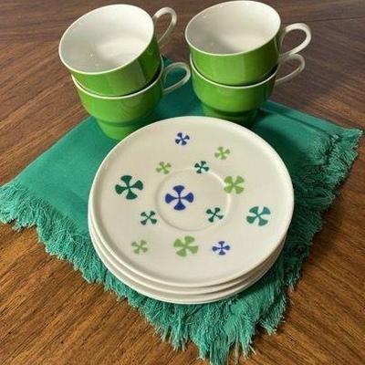Mid Century Contempri Green Espresso Cups * Saucers Set * Like New Teal Woven Napkins
