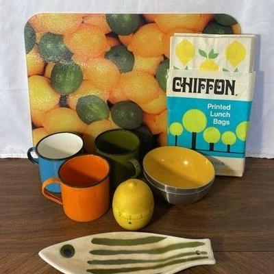 Lemon Theme Lot * Vintage Lunch Bags * Danish Metal Bowls
