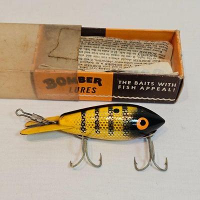 https://www.auctionninja.com/stress-free-estate-services-llc/sales/details/gold-jewelry-coins-antiques-toys-art-collectibles-fishing-lure...