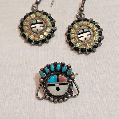 https://www.auctionninja.com/stress-free-estate-services-llc/sales/details/gold-jewelry-coins-antiques-toys-art-collectibles-fishing-lure...