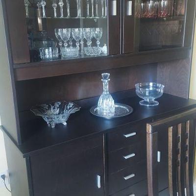 Matching hutch with Waterford glasses