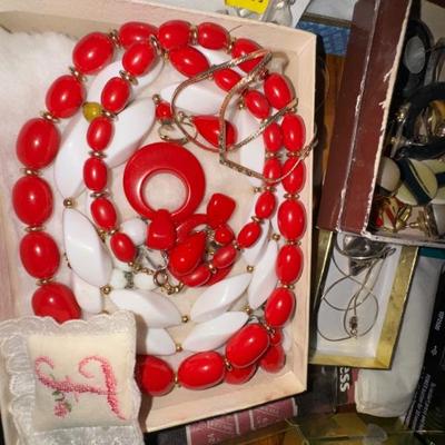 Costume jewelry 