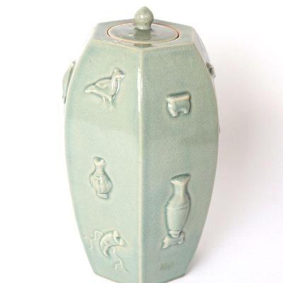 Chinese Crackle Glazed Vase with Lid