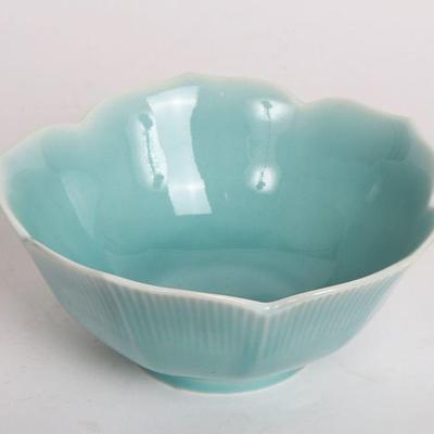 Chinese Decorative Turquoise Glazed Bowl