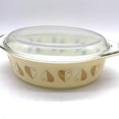 Pyrex Golden Hearts casserole w/ lid