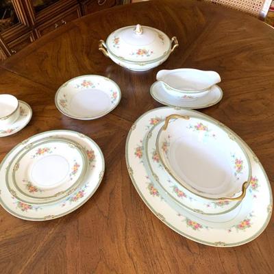Set of Noritake "Floweree" china