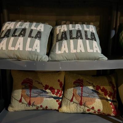 Decorative Throw Pillows 