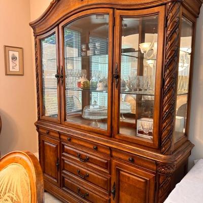 Tommy Bahama China cabinet