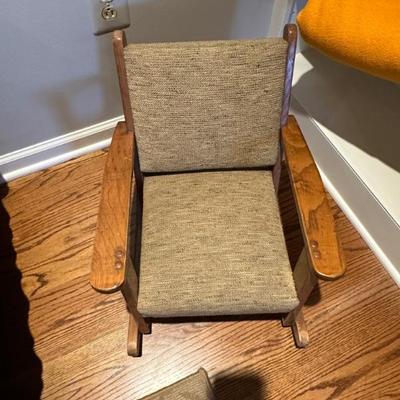 Kid sized rocker