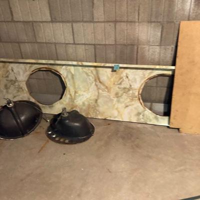 Double vanity & sinks