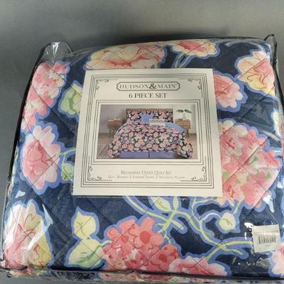 Lot 291 | Reversible Queen Quilt Set, New in Bag