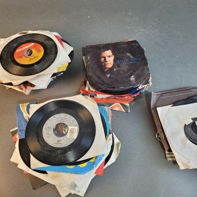 Lot 143 | Lot of Records 45 RPM