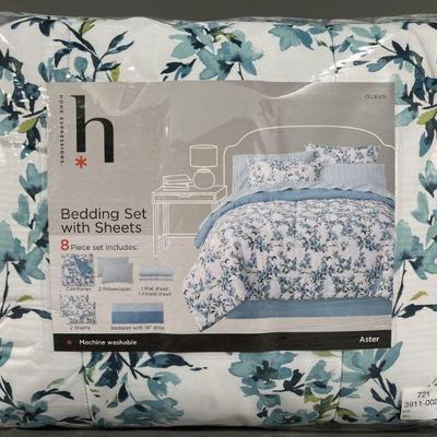 Lot 177 | Home Expressions Queen Bedding Set with Sheets