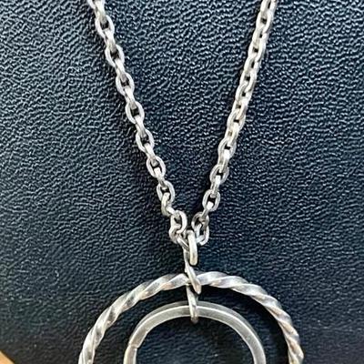 Vintage Sterling Silver 26 Inch Necklace With Round Pendant - Total Weight 12.8 Grams 