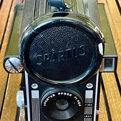 1939 Spartus Press Flash Box Camera With Lens Cover (as Is) 