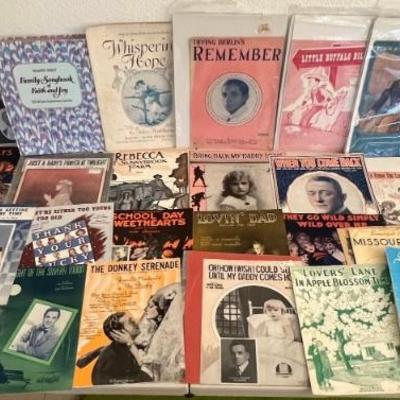 Large Lot Of Vintage Sheet Music - Buffalo Bill, Irving Berlin, Pie Days, Somewhere In France, And More