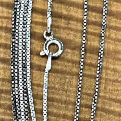 Vintage Sterling Silver 30 Inch Box Chain Necklace With Crystal Pendant - Total Weight 7.6 Grams 