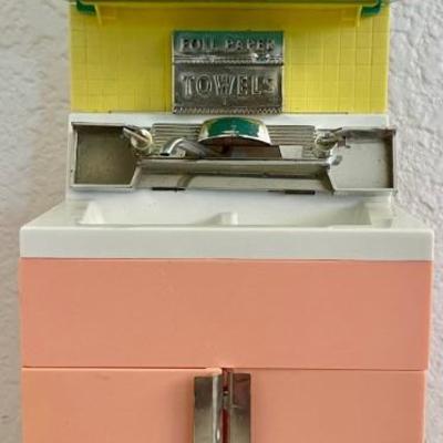 1960's Deluxe Barbie Dream House Kitchen Sink