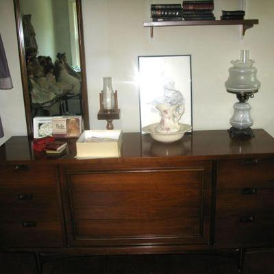 MCM cradenza $ 135.00