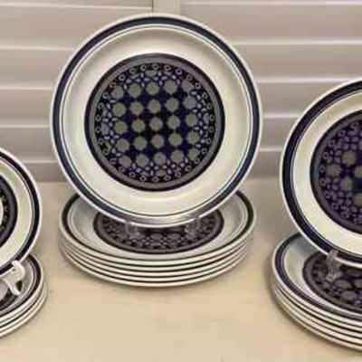 MMF100 Royal Doulton Tangier Stoneware Dish Set