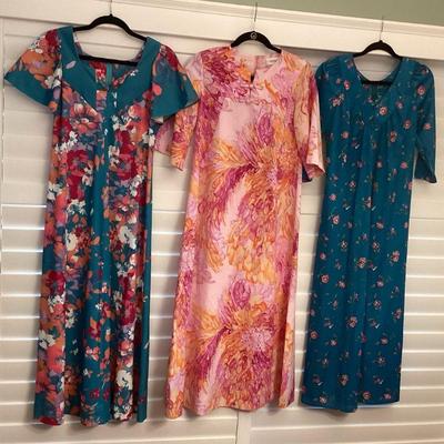 MMF053 Vintage Women’s Liberty House Hawaii Floral Dresses Muu Muu’s
