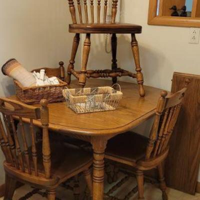 Table, 4 Chairs and Leaf