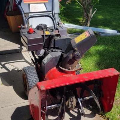 Snow Blower / Electric Start 