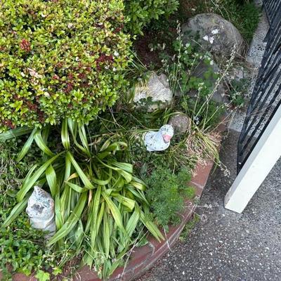 Yard sale photo in Renton, WA