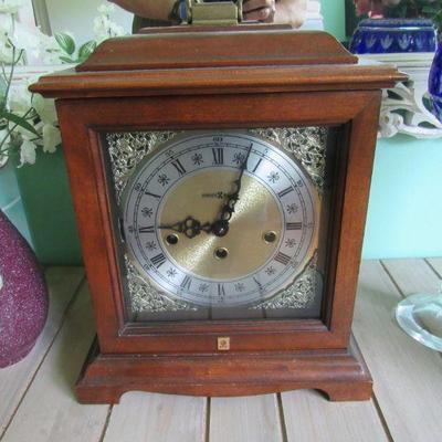 Howard Miller clock
model 612-437