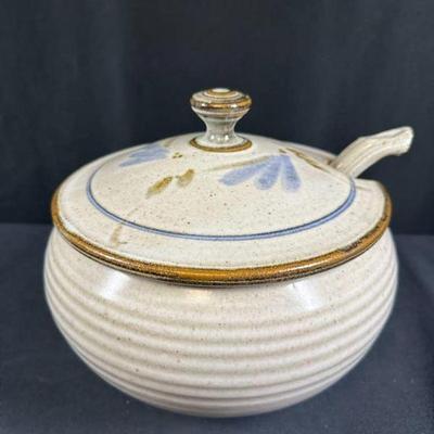 SIGNED STUDIO POTTERY SOUP TUREEN