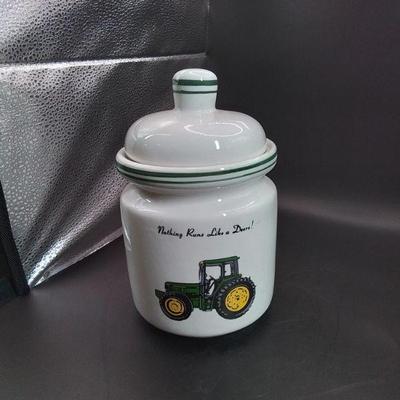 JOHN DEER LARGE CANISTER