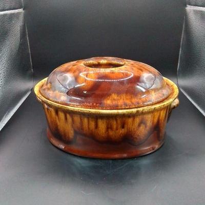 BROWN CASSEROLE DISH