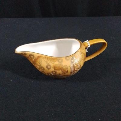 DOROTHY C. THORPE CREAMER DISH