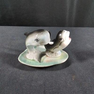 KELVINS WHALE SALT & PEPPER SHAKER