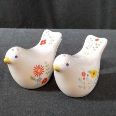 SCATTERED PETALS SALT & PEPPER SHAKER