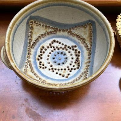 Pottery colander