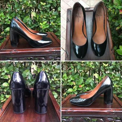 Ladies size 11 black patent heels by Paolo.